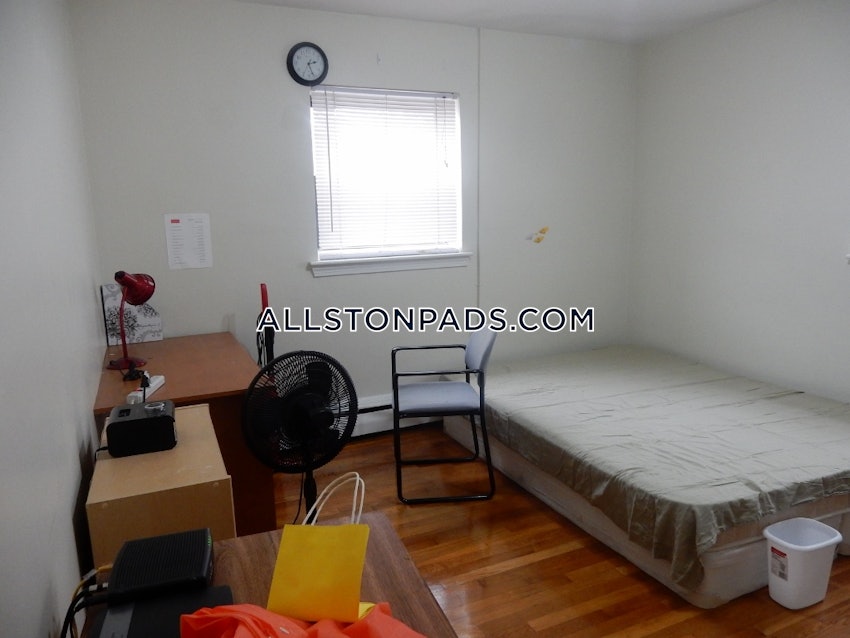 BOSTON - ALLSTON - 1 Bed, 1 Bath - Image 1