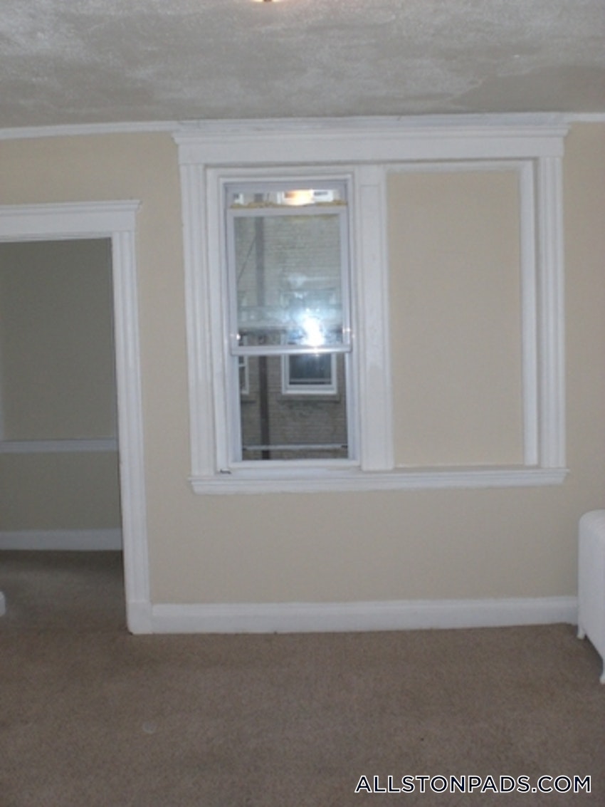 BOSTON - ALLSTON - 2 Beds, 1 Bath - Image 12