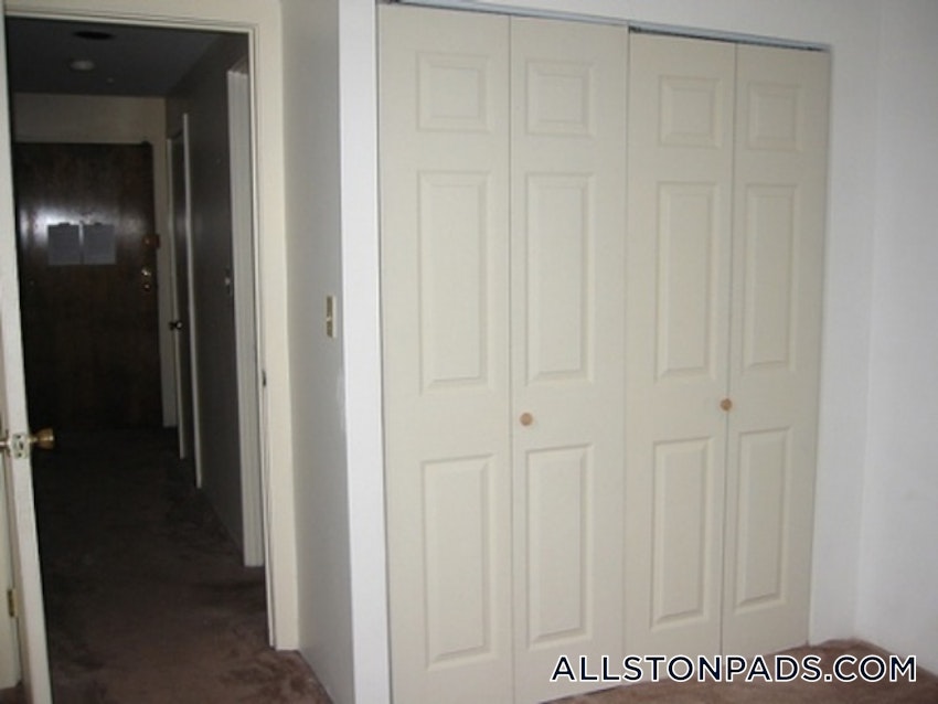 BOSTON - ALLSTON - 2 Beds, 1 Bath - Image 5