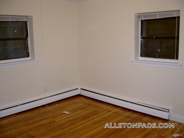 Boston - 2 Beds, 1 Baths