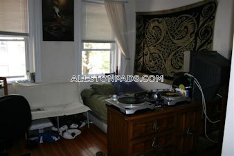 Commonwealth Ave. Boston