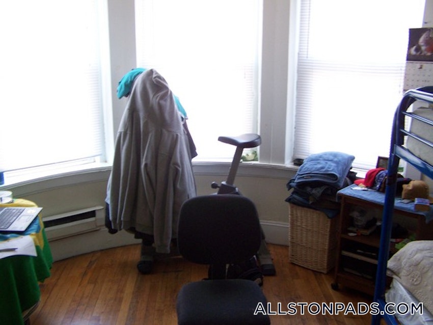 BOSTON - ALLSTON - 1 Bed, 1 Bath - Image 14