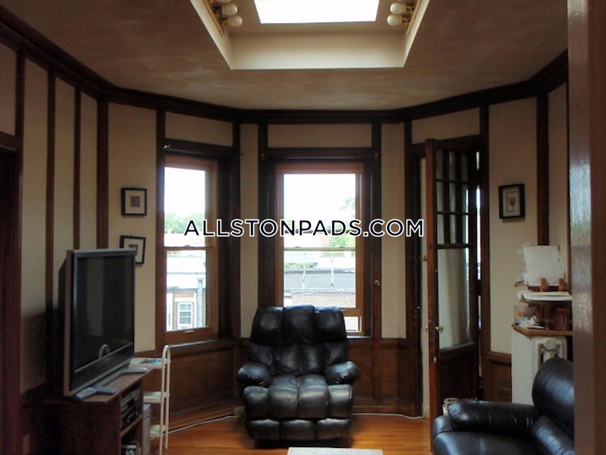 BOSTON - ALLSTON - 2 Beds, 1 Bath - Image 23