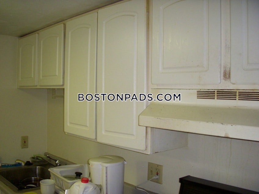 Boston - $2,550+ /month