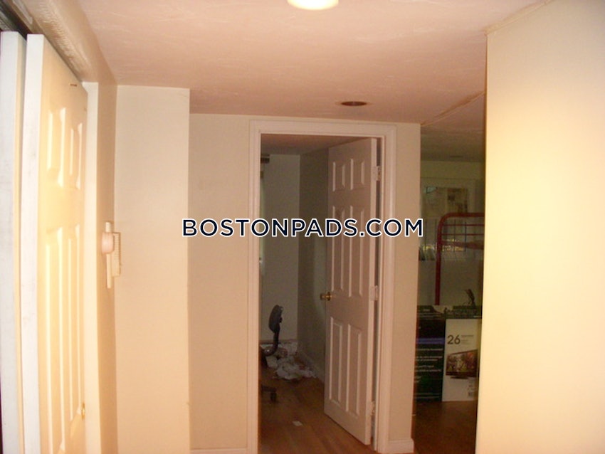 BOSTON - ALLSTON/BRIGHTON BORDER - 2 Beds, 1 Bath - Image 23