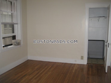 Boston - 2 Beds, 1 Baths