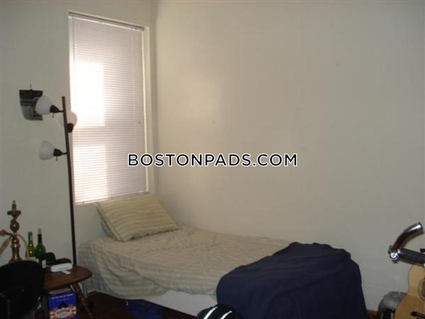 BOSTON - ALLSTON/BRIGHTON BORDER - 2 Beds, 1 Bath - Image 15