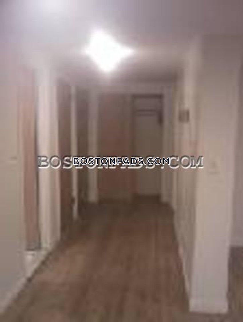 BOSTON - ALLSTON/BRIGHTON BORDER - 3 Beds, 1.5 Baths - Image 12