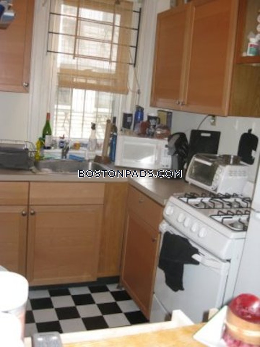 BOSTON - BRIGHTON- WASHINGTON ST./ ALLSTON ST. - 2 Beds, 1 Bath - Image 9