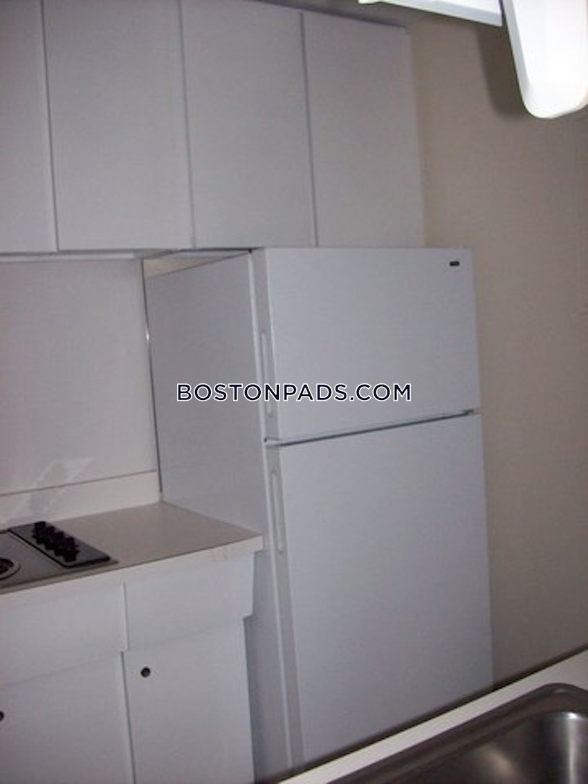 BOSTON - ALLSTON/BRIGHTON BORDER - 2 Beds, 1 Bath - Image 5