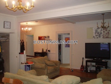 Boston - 3 Beds, 1 Baths