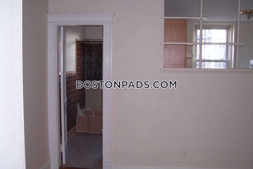 BOSTON - ALLSTON/BRIGHTON BORDER - 2 Beds, 1 Bath - Image 39