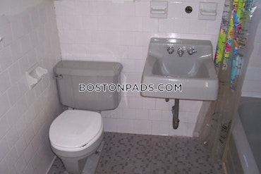 Boston - 2 Beds, 1 Baths