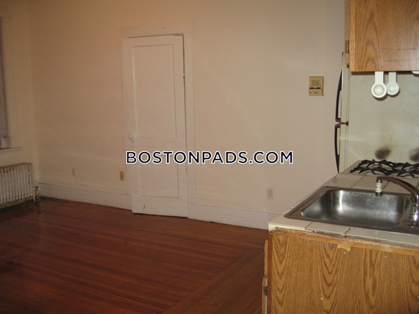 BOSTON - ALLSTON - 1 Bed, 1 Bath - Image 26