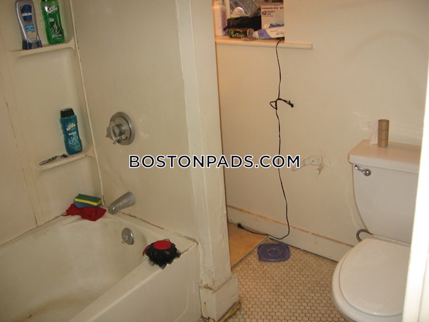 BOSTON - ALLSTON/BRIGHTON BORDER - 2 Beds, 1 Bath - Image 43