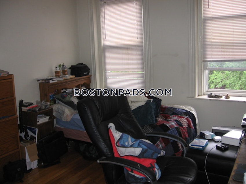 BOSTON - ALLSTON/BRIGHTON BORDER - 2 Beds, 1 Bath - Image 26