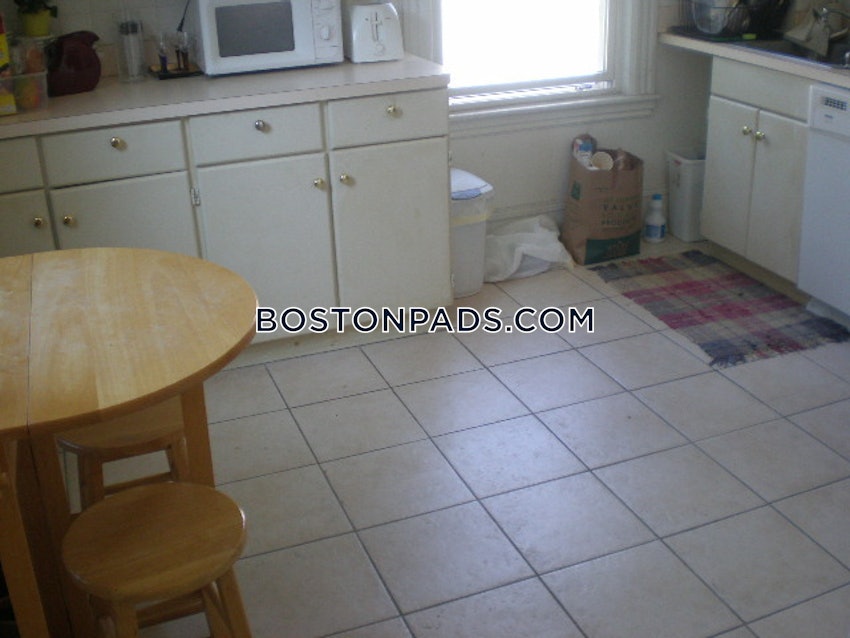 BOSTON - BRIGHTON- WASHINGTON ST./ ALLSTON ST. - 2 Beds, 1 Bath - Image 10