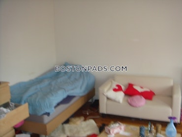 Boston - 0 Beds, 1 Baths