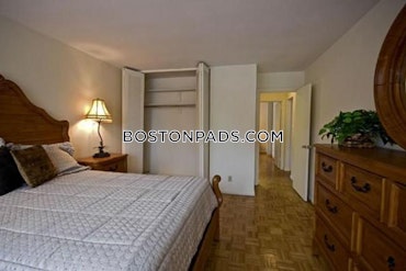 Boston - 2 Beds, 1 Baths