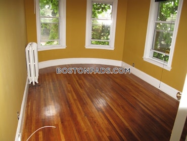 Boston - 3 Beds, 1 Baths