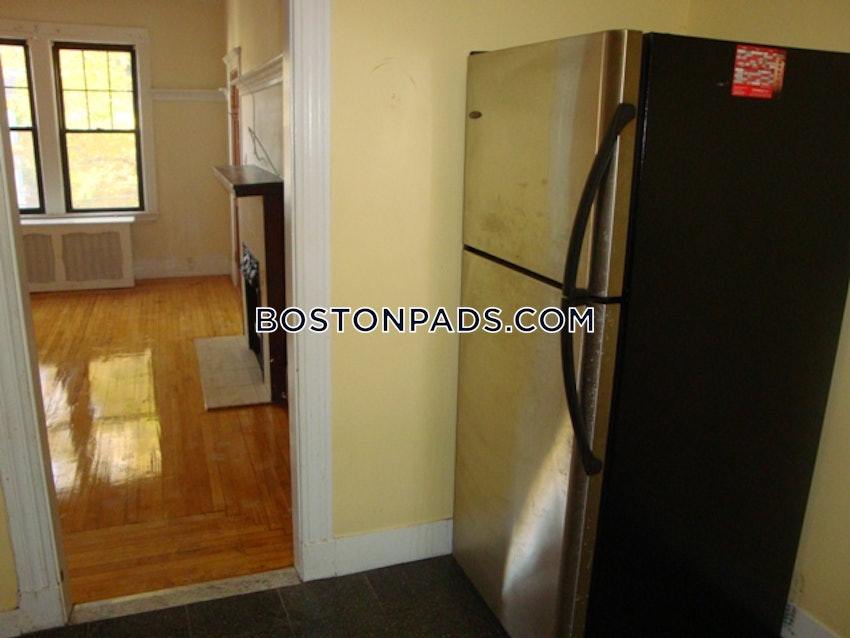 BOSTON - ALLSTON/BRIGHTON BORDER - 2 Beds, 1 Bath - Image 10