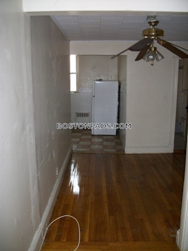 Boston - 1 Beds, 1 Baths