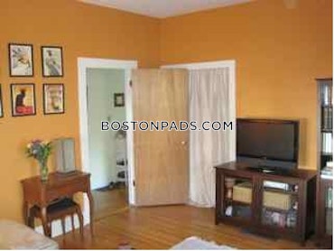 Boston - 2 Beds, 1 Baths