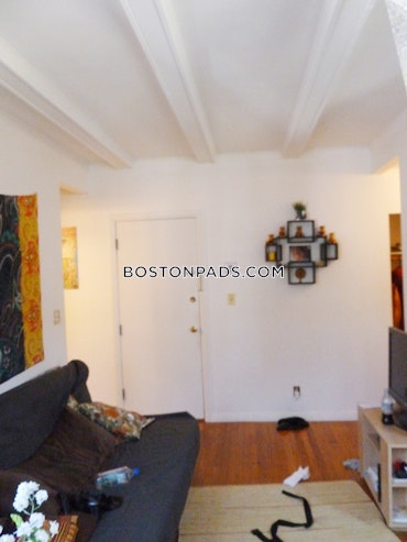 Boston - 1 Beds, 1 Baths