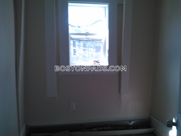 Boston - 2 Beds, 1 Baths