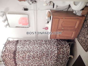 Boston - 1 Beds, 1 Baths