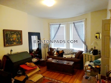 Boston - 0 Beds, 1 Baths