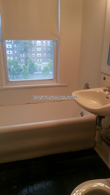 Boston - 1 Beds, 1 Baths