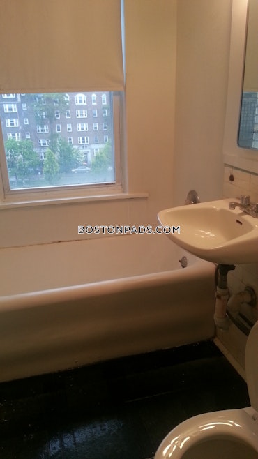 Boston - 1 Beds, 1 Baths