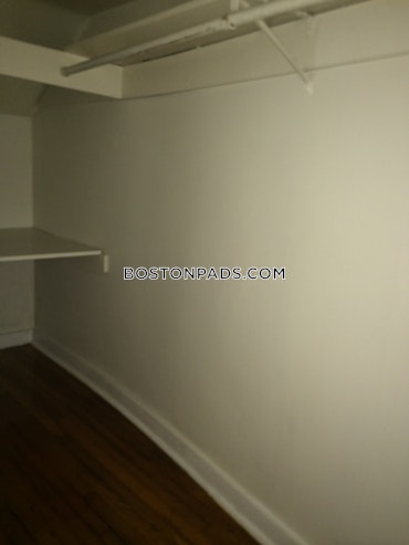 Boston - 1 Beds, 1 Baths