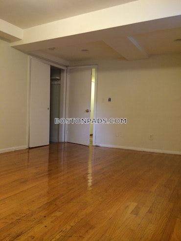 Boston - 1 Beds, 1 Baths