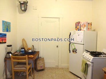 Boston - 2 Beds, 1 Baths