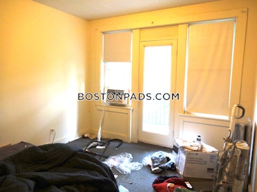 Boston - 2 Beds, 1 Baths