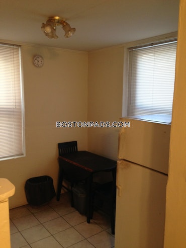 Boston - 1 Beds, 1 Baths