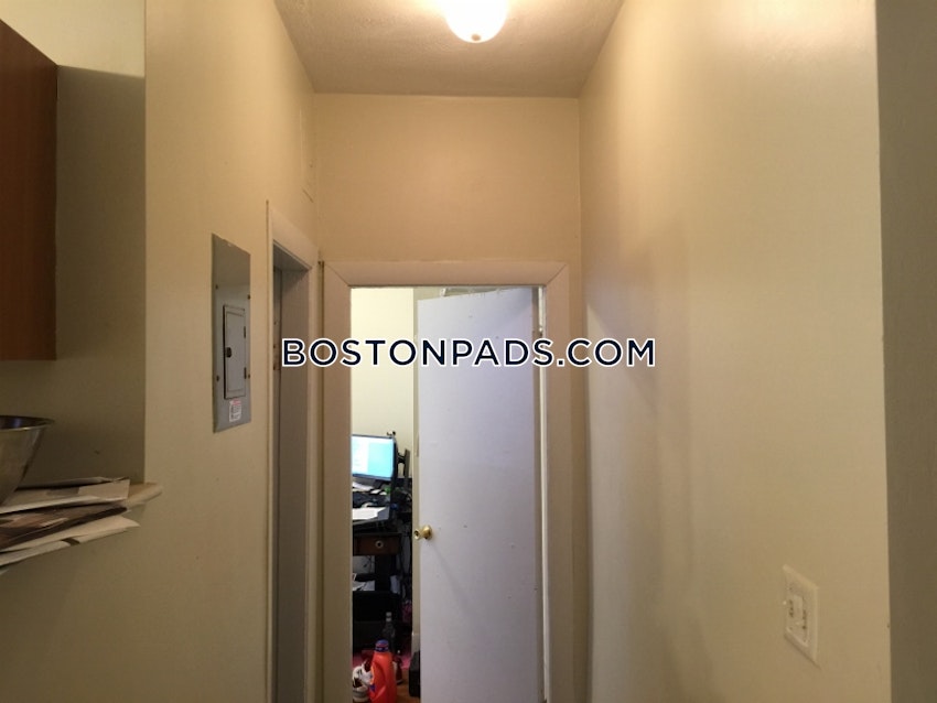 BOSTON - ALLSTON/BRIGHTON BORDER - 2 Beds, 1 Bath - Image 12
