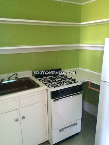 Boston - 0 Beds, 1 Baths