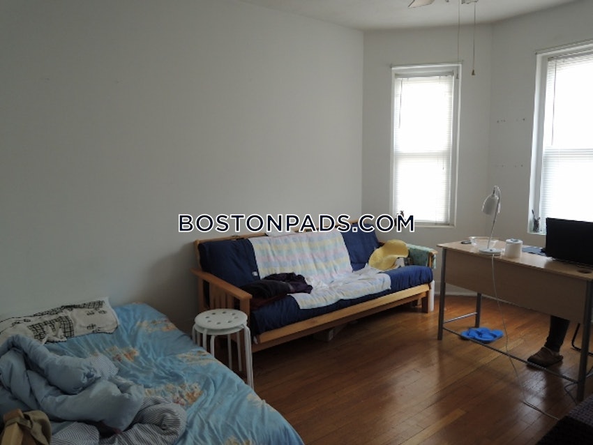 BOSTON - ALLSTON/BRIGHTON BORDER - Studio , 1 Bath - Image 2