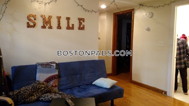 Boston - 2 Beds, 1 Baths