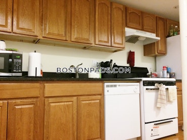 Boston - 3 Beds, 2 Baths