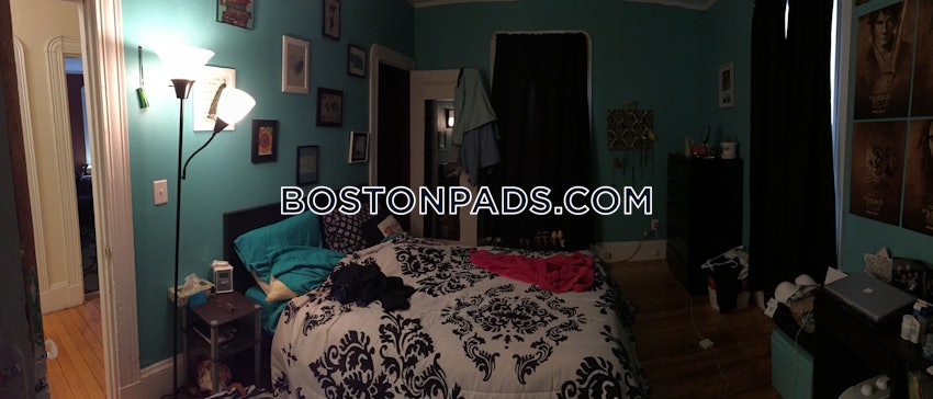 BOSTON - ALLSTON/BRIGHTON BORDER - 3 Beds, 1 Bath - Image 9