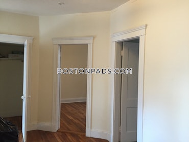 Boston - 2 Beds, 1 Baths