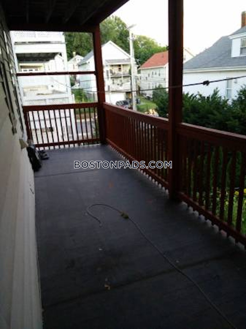 BOSTON - ALLSTON/BRIGHTON BORDER - 3 Beds, 1 Bath - Image 3