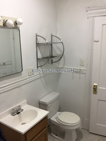 Boston - 1 Beds, 1 Baths