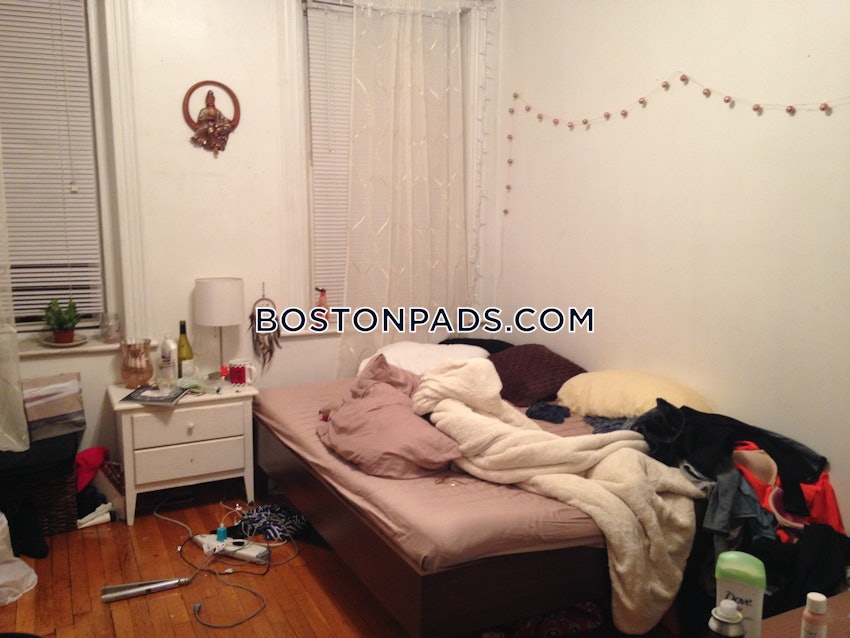 BOSTON - ALLSTON/BRIGHTON BORDER - 2 Beds, 1 Bath - Image 7