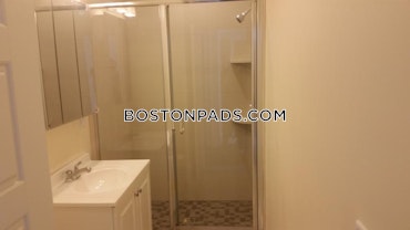 Boston - 4 Beds, 2 Baths