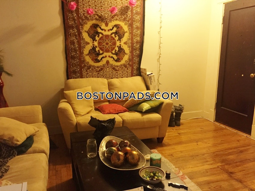 BOSTON - ALLSTON/BRIGHTON BORDER - 2 Beds, 1 Bath - Image 2